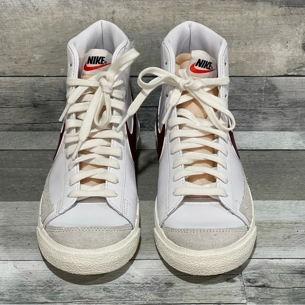 NIKE Blazer Mid '77 Vintage - White & Dark Beet Root - Sz - 8.5 . US Mens - Picture 4 of 12